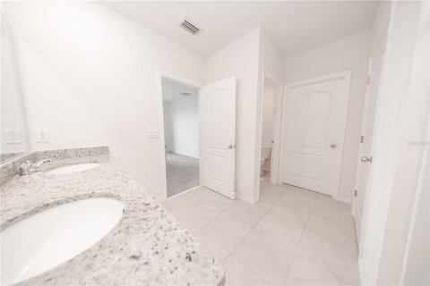 Casa en venta en Haines City, Florida, 4 dormitorios, 173.45 m2 № 2223821 - foto 8