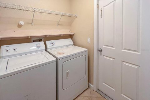 Casa en alquiler en North Port, Florida, 3 dormitorios, 142.79 m2 № 1915210 - foto 12