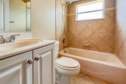 Casa en alquiler en North Port, Florida, 3 dormitorios, 142.79 m2 № 1915210 - foto 11