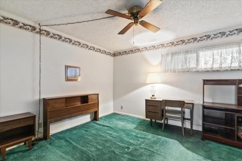 Condo in Madeira Beach, Florida, 2 bedrooms  № 1900117 - photo 15