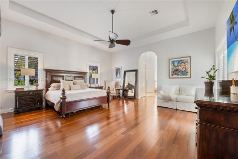 Villa ou maison à vendre à Palmetto Bay, Floride: 6 chambres, 418.06 m2 № 1763924 - photo 23