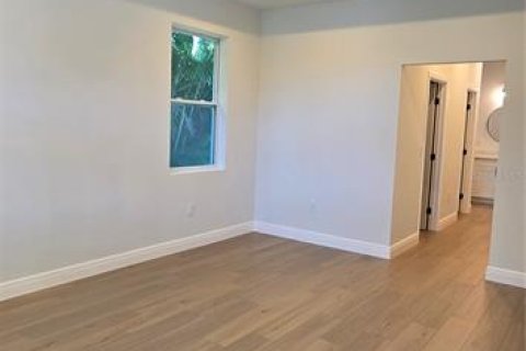 House in Rotonda, Florida 3 bedrooms, 167.78 sq.m. № 2102323 - photo 19