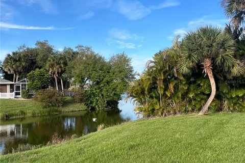 House in Rotonda, Florida 3 bedrooms, 167.78 sq.m. № 2102323 - photo 7