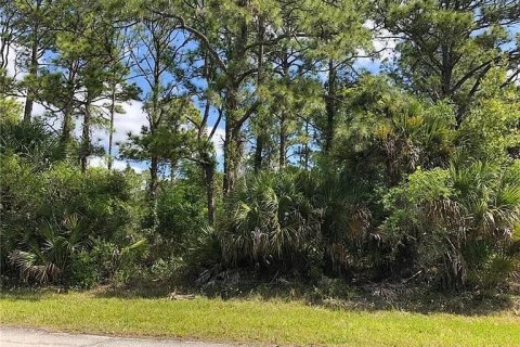 Propiedad comercial en Port Charlotte, Florida № 2158514