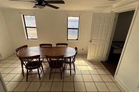 Casa en venta en Lakeland, Florida, 4 dormitorios, 141.21 m2 № 2105740 - foto 3