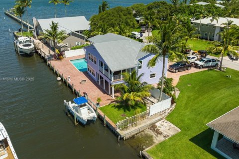Villa ou maison à vendre à St. Lucie, Floride: 6 chambres, 333.52 m2 № 1862500 - photo 20