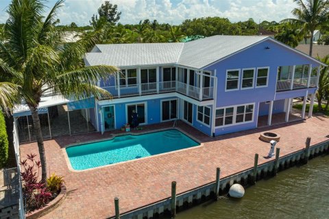 Villa ou maison à vendre à St. Lucie, Floride: 6 chambres, 333.52 m2 № 1862500 - photo 15