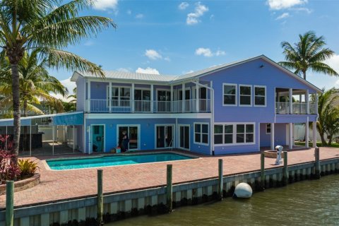 Villa ou maison à vendre à St. Lucie, Floride: 6 chambres, 333.52 m2 № 1862500 - photo 14