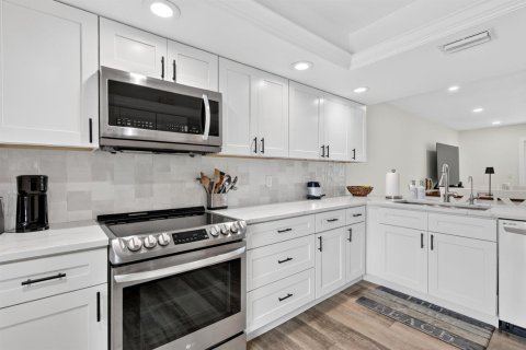Copropriété à vendre à Jupiter, Floride: 2 chambres, 111.95 m2 № 2374469 - photo 10