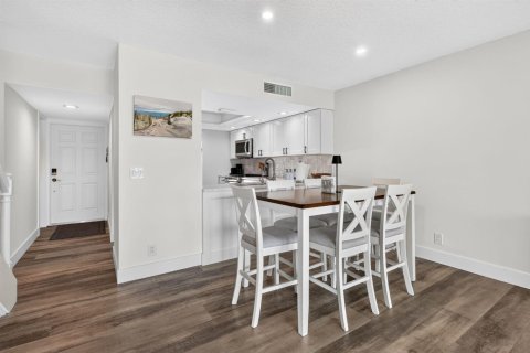 Copropriété à vendre à Jupiter, Floride: 2 chambres, 111.95 m2 № 2374469 - photo 9