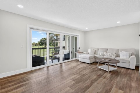 Copropriété à vendre à Jupiter, Floride: 2 chambres, 111.95 m2 № 2374469 - photo 4