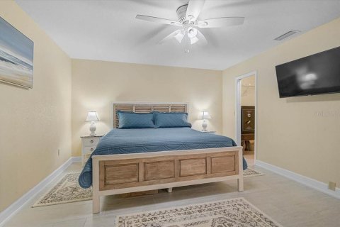 Casa en venta en Venice, Florida, 2 dormitorios, 124.02 m2 № 2118983 - foto 8