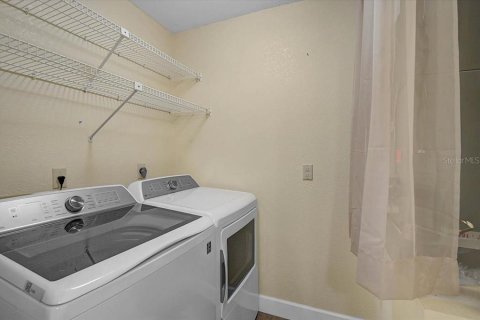 Casa en venta en Venice, Florida, 2 dormitorios, 124.02 m2 № 2118983 - foto 24
