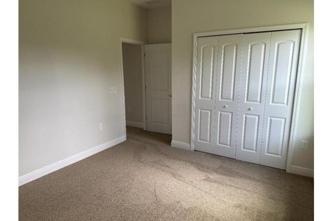 House in North Port, Florida 4 bedrooms, 192.03 sq.m. № 2239832 - photo 16