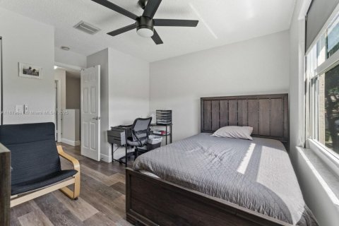 Touwnhouse à vendre à Tamarac, Floride: 2 chambres, 107.3 m2 № 1929237 - photo 23