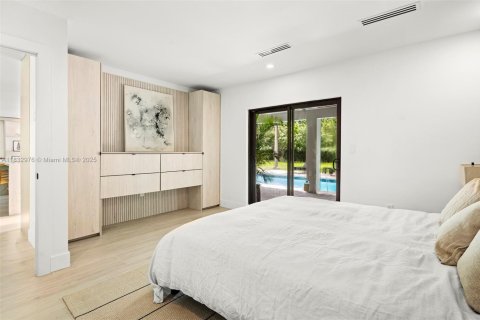 Casa en venta en Palmetto Bay, Florida, 5 dormitorios, 180.42 m2 № 1818152 - foto 25