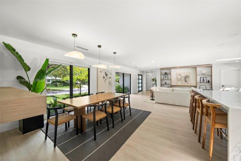 Casa en venta en Palmetto Bay, Florida, 5 dormitorios, 180.42 m2 № 1818152 - foto 16
