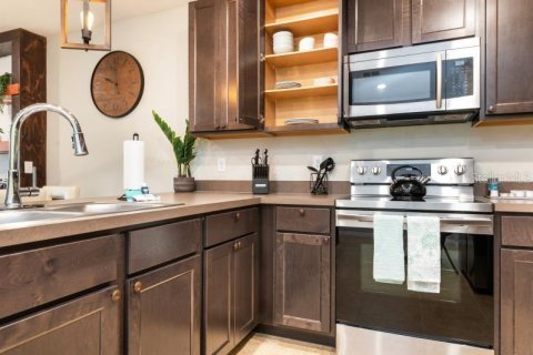 Adosado en alquiler en Kissimmee, Florida, 3 dormitorios, 163.69 m2 № 2114527 - foto 7