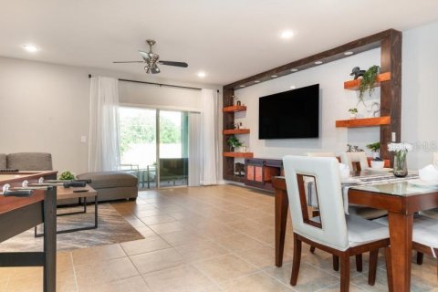 Adosado en alquiler en Kissimmee, Florida, 3 dormitorios, 163.69 m2 № 2114527 - foto 8