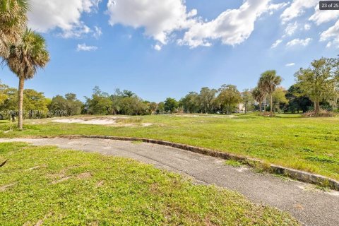 Condominio en venta en Lauderhill, Florida, 1 dormitorio, 77.39 m2 № 2048293 - foto 19