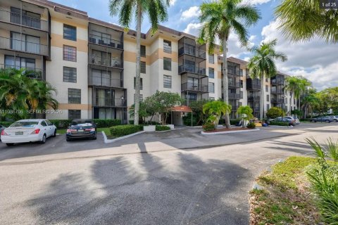 Condominio en Lauderhill, Florida, 1 dormitorio  № 2048293