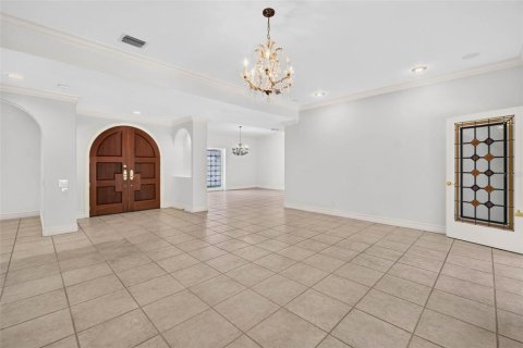 Villa ou maison à vendre à Saint Petersburg, Floride: 6 chambres, 395.67 m2 № 2389422 - photo 7