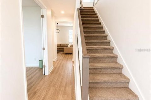 Villa ou maison à vendre à Orlando, Floride: 3 chambres, 186.92 m2 № 2400066 - photo 3