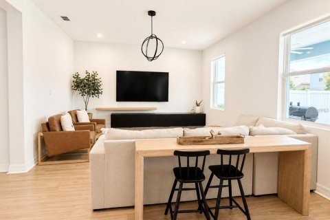 Villa ou maison à vendre à Orlando, Floride: 3 chambres, 186.92 m2 № 2400066 - photo 6