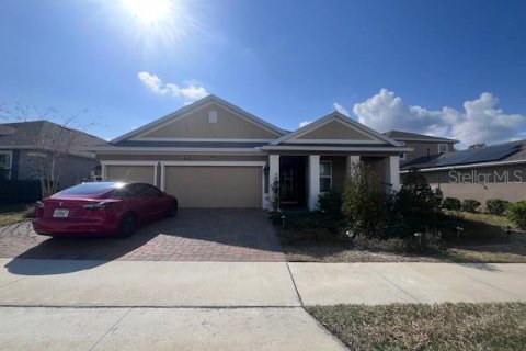 House in DeLand, Florida 3 bedrooms, 229.84 sq.m. № 1541036 - photo 1