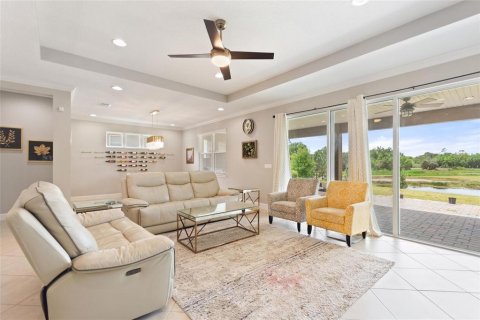 House in DeLand, Florida 3 bedrooms, 229.84 sq.m. № 1541036 - photo 17