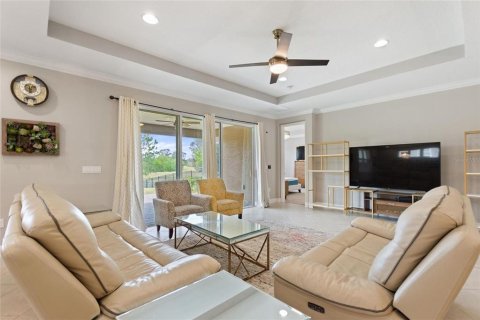 House in DeLand, Florida 3 bedrooms, 229.84 sq.m. № 1541036 - photo 9