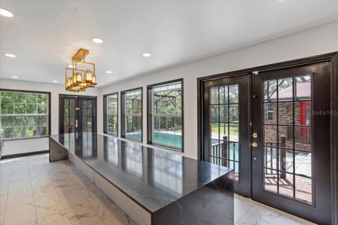 House in Longwood, Florida 5 bedrooms, 594.2 sq.m. № 2138857 - photo 12