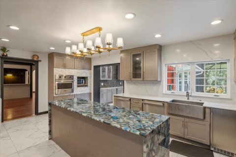 House in Longwood, Florida 5 bedrooms, 594.2 sq.m. № 2138857 - photo 7