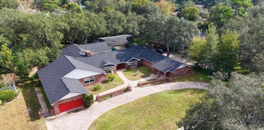 House in Longwood, Florida 5 bedrooms, 594.2 sq.m. № 2138857