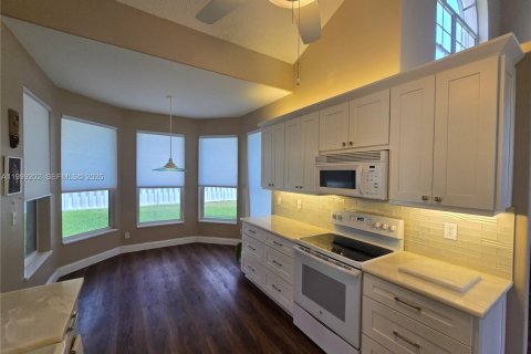 Casa en venta en Pembroke Pines, Florida, 4 dormitorios, 238.57 m2 № 2073645 - foto 13