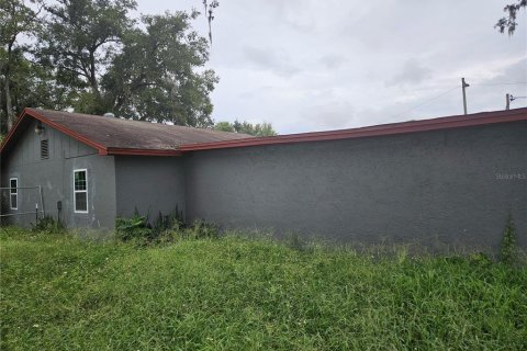 Propiedad comercial en venta en Seffner, Florida, 166.11 m2 № 1913108 - foto 3