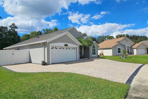 Villa ou maison à louer à Orlando, Floride: 4 chambres, 206.71 m2 № 2432714 - photo 3