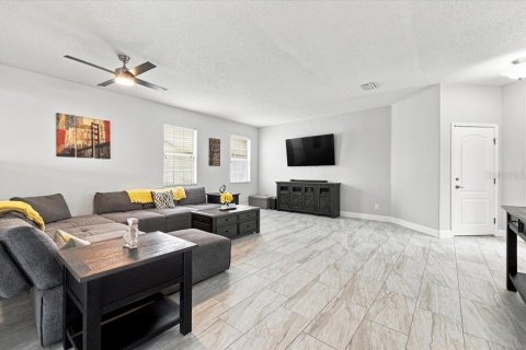 House in Riverview, Florida 3 bedrooms, 236.06 sq.m. № 2329363 - photo 6