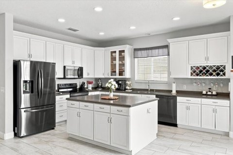 House in Riverview, Florida 3 bedrooms, 236.06 sq.m. № 2329363 - photo 11