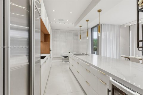 Copropriété à vendre à Aventura, Floride: 2 chambres, 136.01 m2 № 2026845 - photo 4