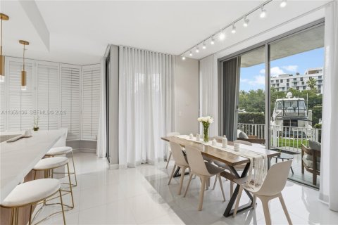 Copropriété à vendre à Aventura, Floride: 2 chambres, 136.01 m2 № 2026845 - photo 11