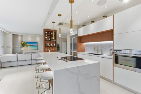 Copropriété à vendre à Aventura, Floride: 2 chambres, 136.01 m2 № 2026845 - photo 12