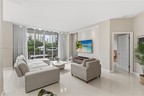 Copropriété à vendre à Aventura, Floride: 2 chambres, 136.01 m2 № 2026845 - photo 7