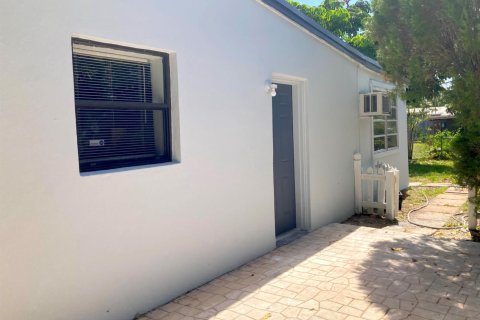 House in West Park, Florida 3 bedrooms, 88.81 sq.m. № 2083538 - photo 3