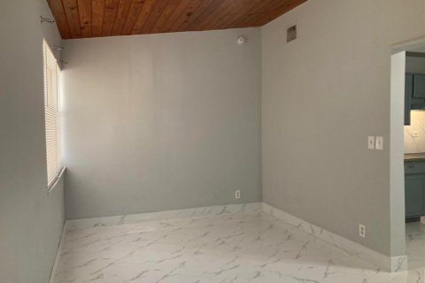 House in West Park, Florida 3 bedrooms, 88.81 sq.m. № 2083538 - photo 18