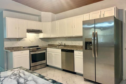 House in West Park, Florida 3 bedrooms, 88.81 sq.m. № 2083538 - photo 4