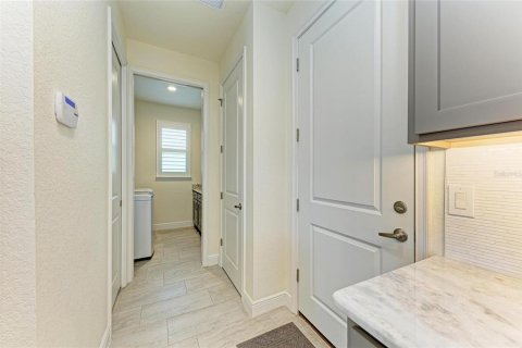 House in Port Charlotte, Florida 3 bedrooms, 191.66 sq.m. № 1803449 - photo 29