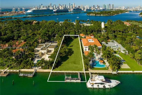 Terrain à Miami Beach, Floride № 2154888