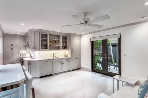 Condominio en venta en Palm Beach, Florida, 2 dormitorios, 83.89 m2 № 2158357 - foto 5