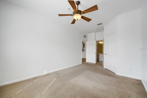 Condo in Orlando, Florida, 3 bedrooms № 2259263 - photo 9